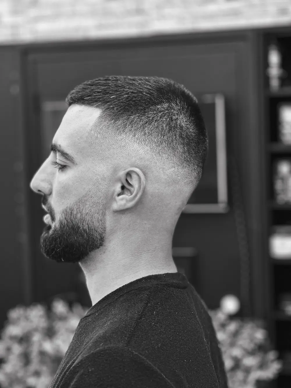 Baard trimmen bij Nehme barbershop in Kampen
